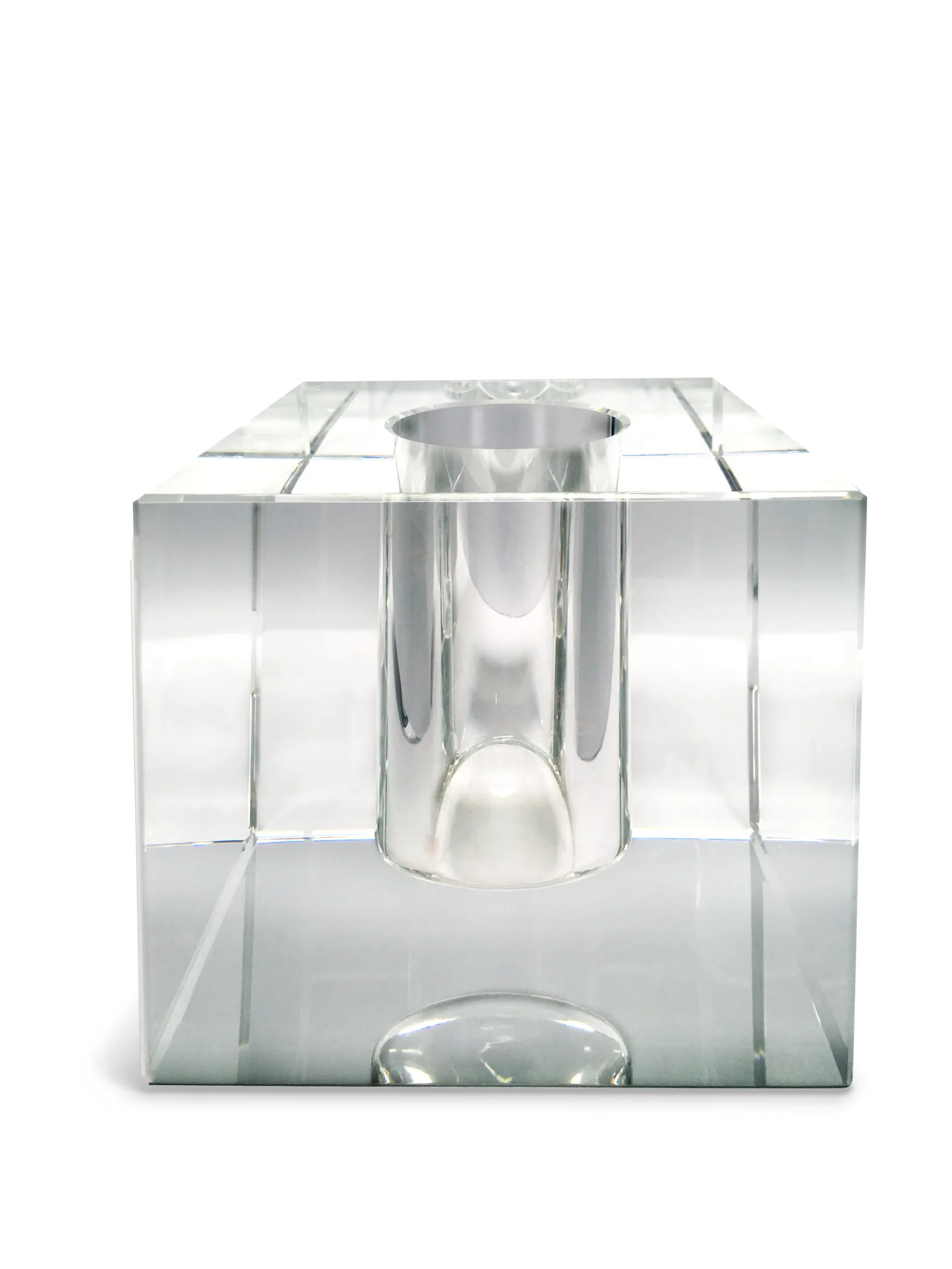 CRYSTAL VASE 6"